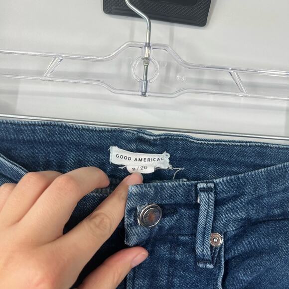 Good American Good Waist High Rise Skinny Jeans Raw Hem - Picture 3 of 8